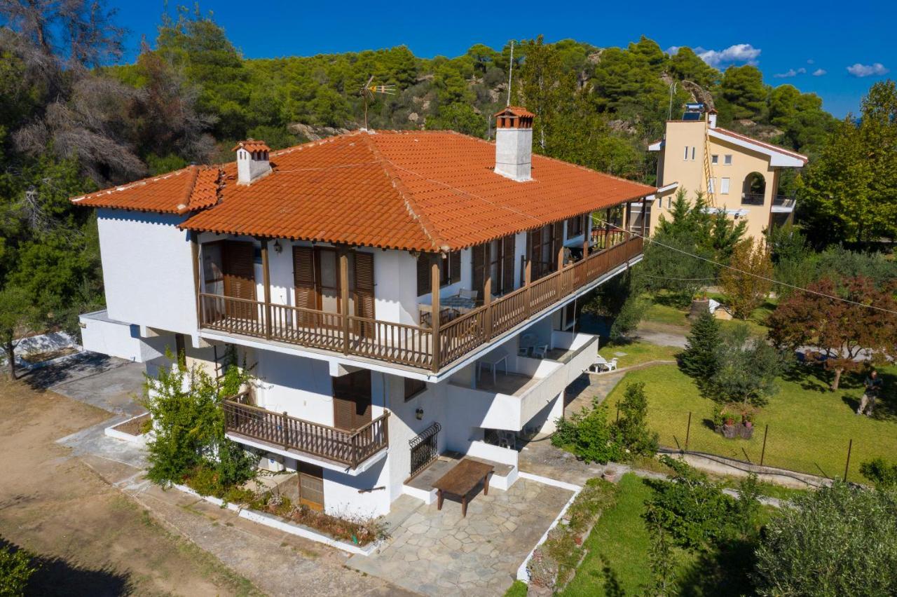 Antigoni'S Apartment Вурвуру Экстерьер фото