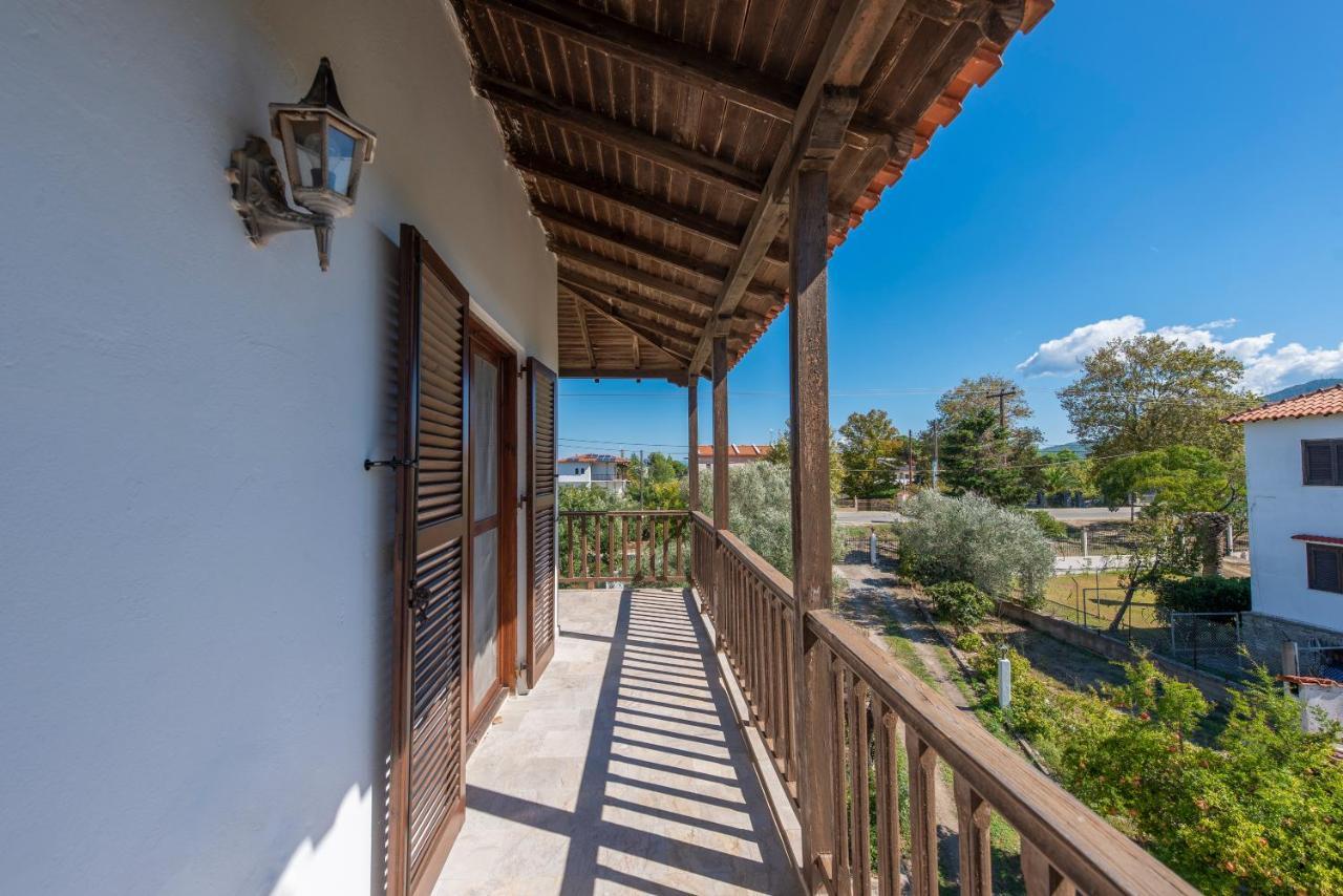 Antigoni'S Apartment Вурвуру Экстерьер фото